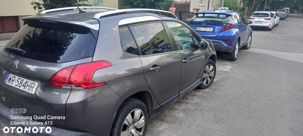 Peugeot 2008 1.6 e-HDi Allure S&S - 2