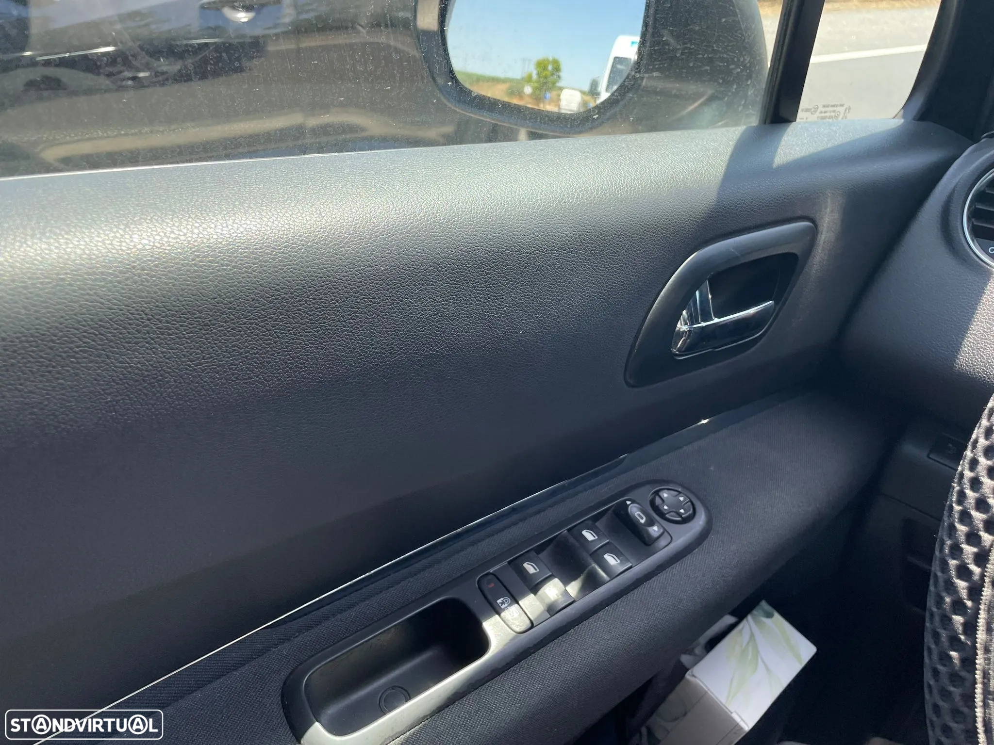 Peugeot 5008 1.6 BlueHDi Allure EAT6 - 6