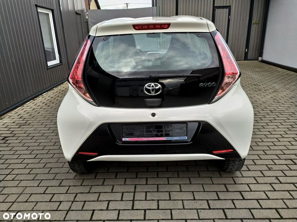 Toyota Aygo 1.0 VVT-i Sprint EU6 - 6