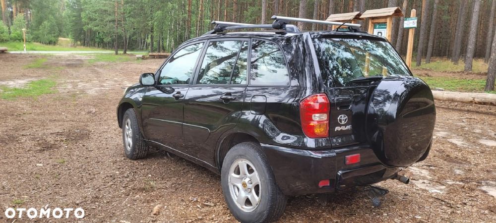 Toyota RAV4 - 5