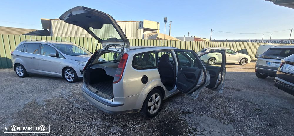 Ford Focus SW 1.6 TDCi Connec. - 23
