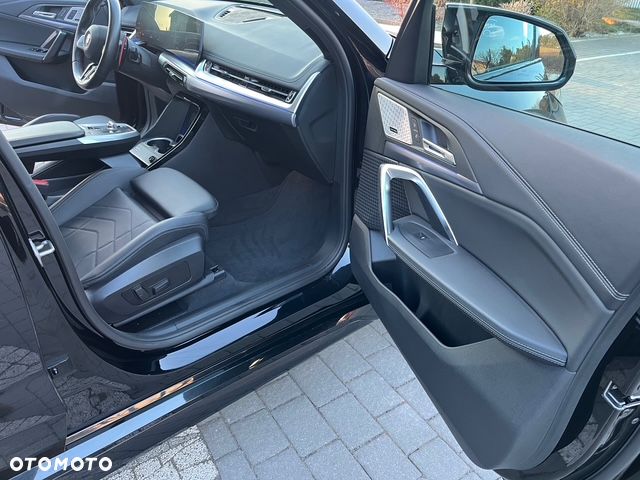 BMW X1 M35i xDrive - 13