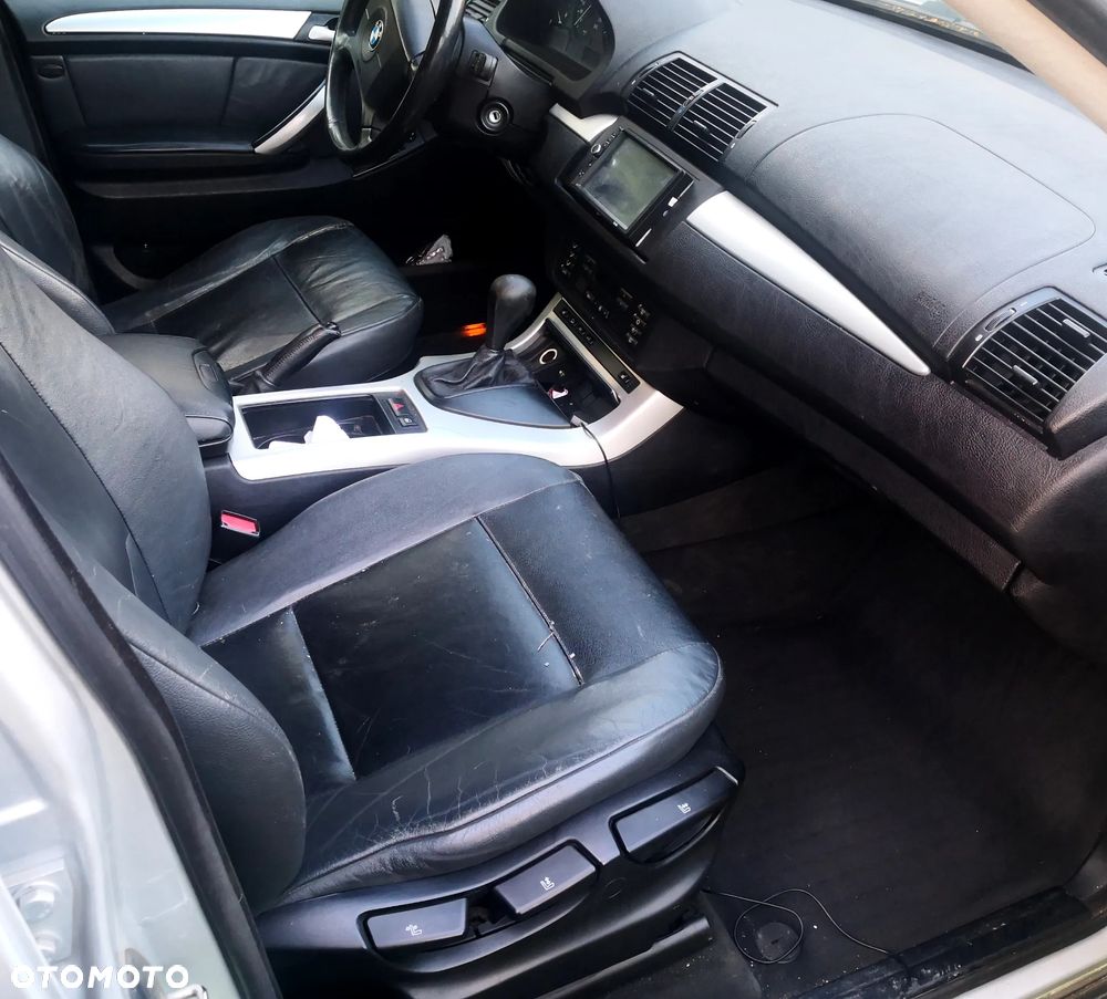 BMW X5 3.0 i - 9