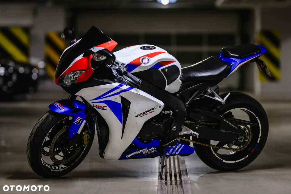 Honda CBR - 1