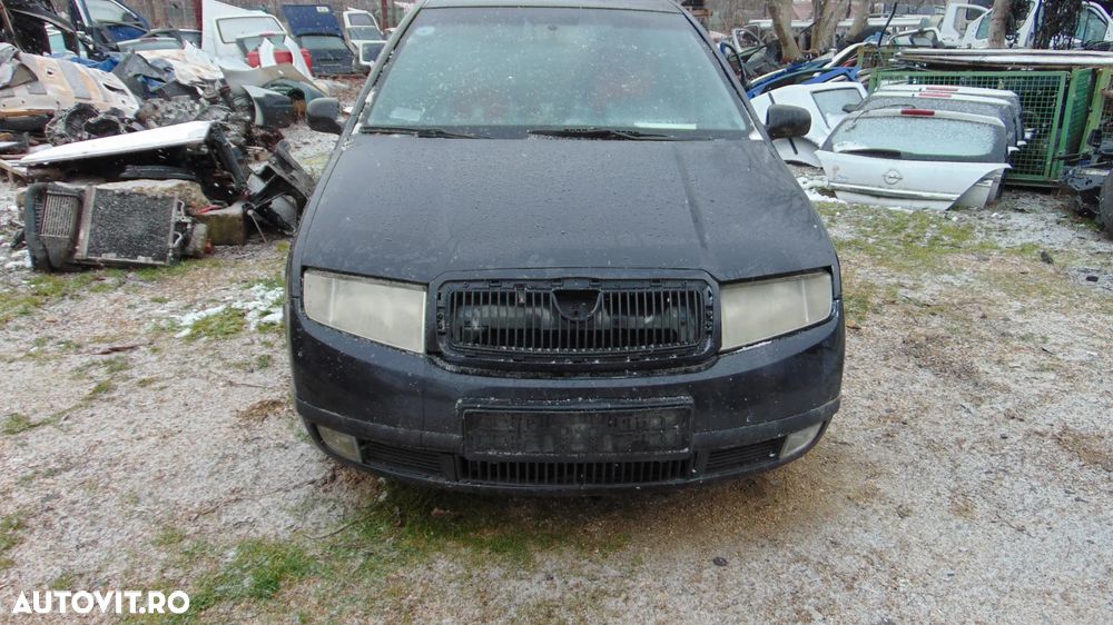 Far Skoda Fabia 2000-2006 faruri stanga dreapta fabia 1 - 1