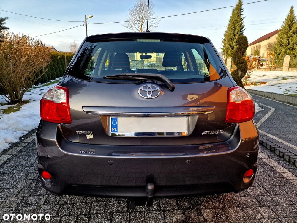 Toyota Auris 1.6 Premium - 31
