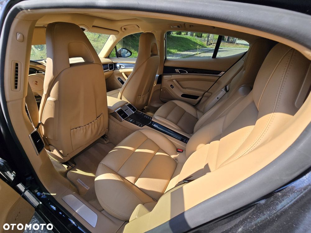 Porsche Panamera - 7