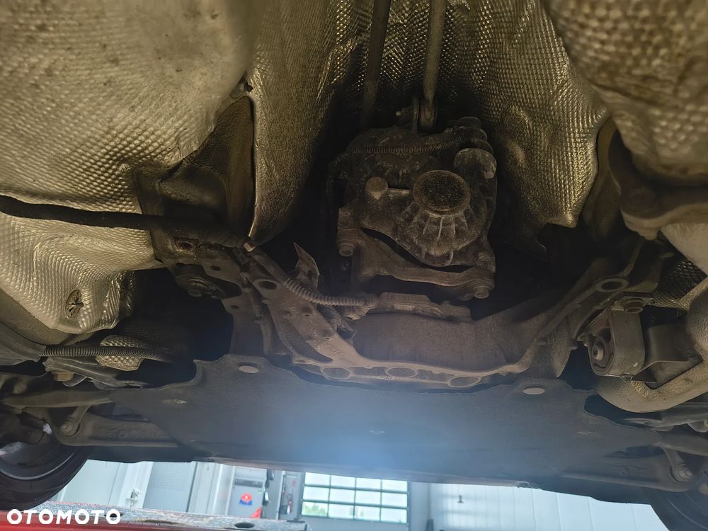Audi A4 Avant 2.0 TDI - 9
