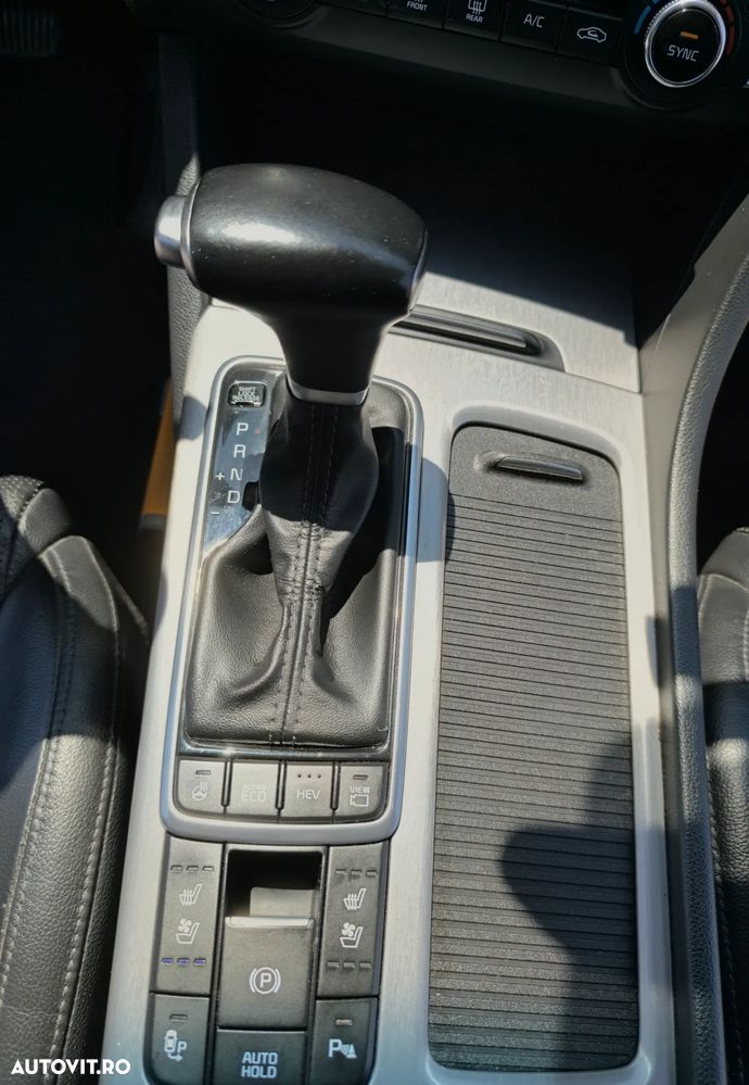 Kia Optima - 12