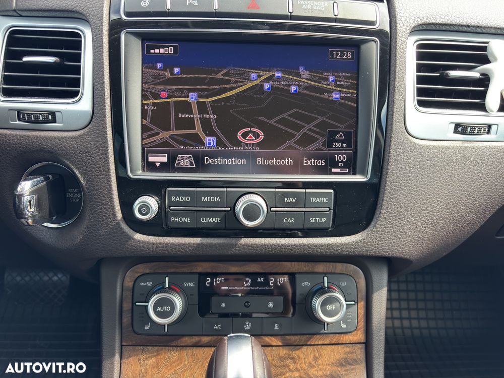 Volkswagen Touareg 3.0 V6 TDI BMT Terrain Tech - 16