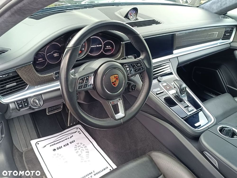 Porsche Panamera - 20