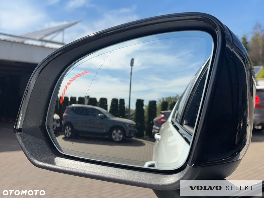 Volvo XC 40 B3 B DKG Plus Dark - 15