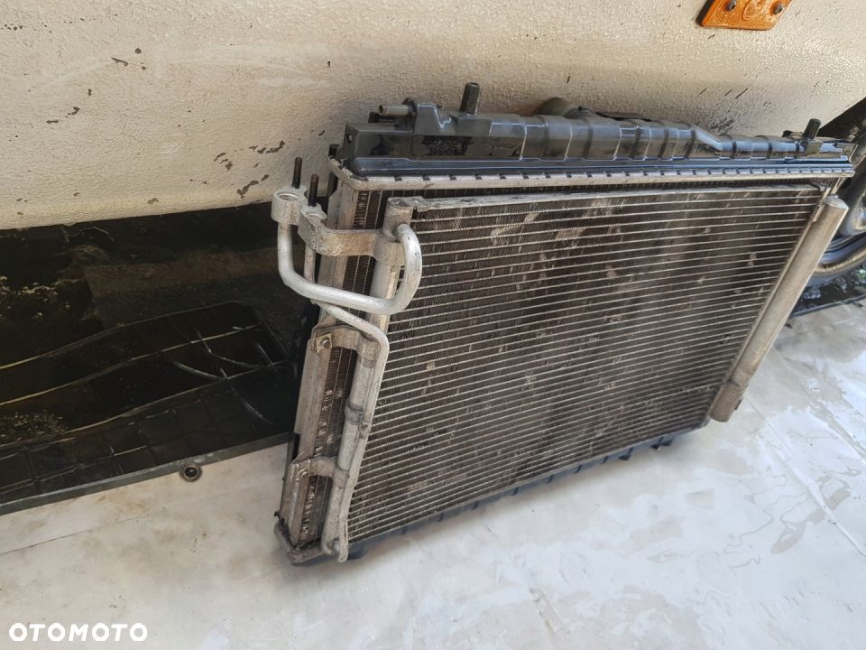 chłodnica wentylator Kia Cerato 1.6 - 2