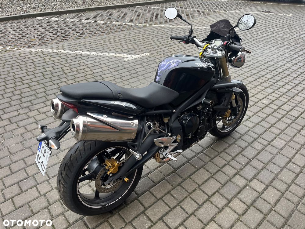 Triumph Street Triple - 5
