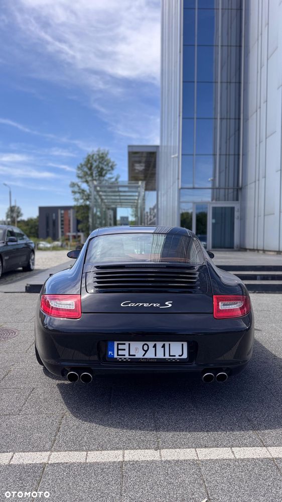 Porsche 911 Carrera S - 26