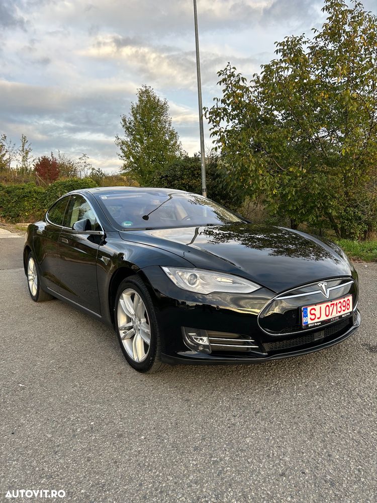 Tesla Model S 85D Allradantrieb - 28