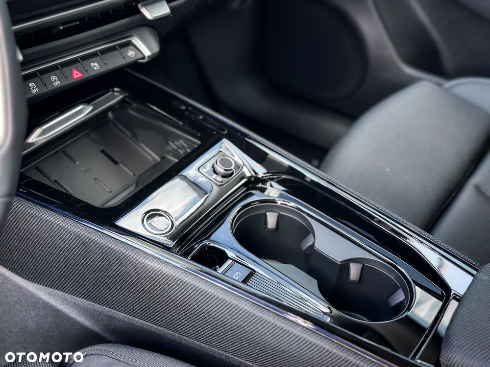 Audi Q3 - 18