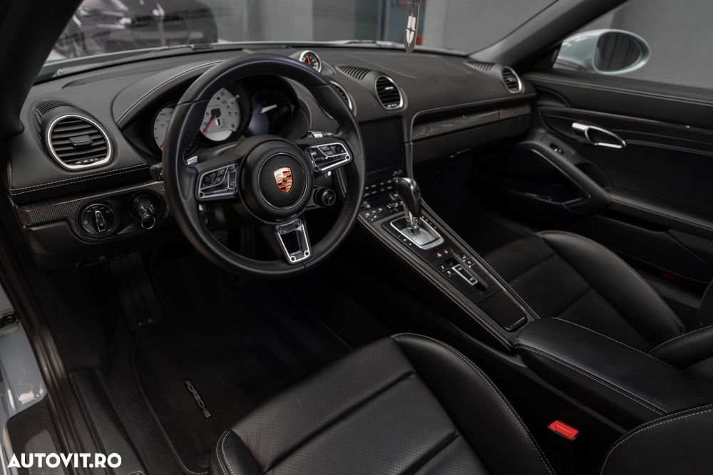 Porsche Boxster - 13