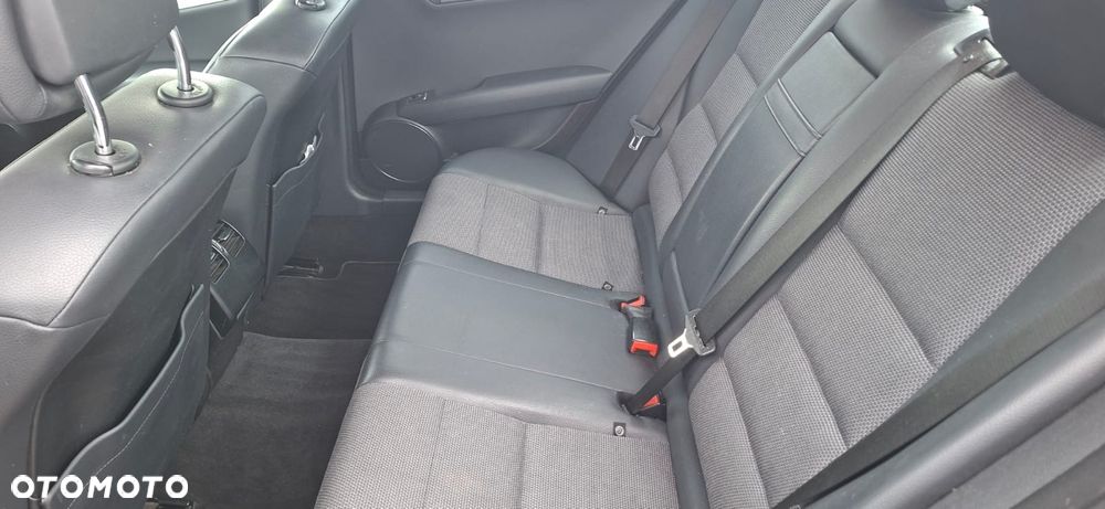 Mercedes-Benz Klasa C 200 CDI DPF (BlueEFFICIENCY) Avantgarde - 13