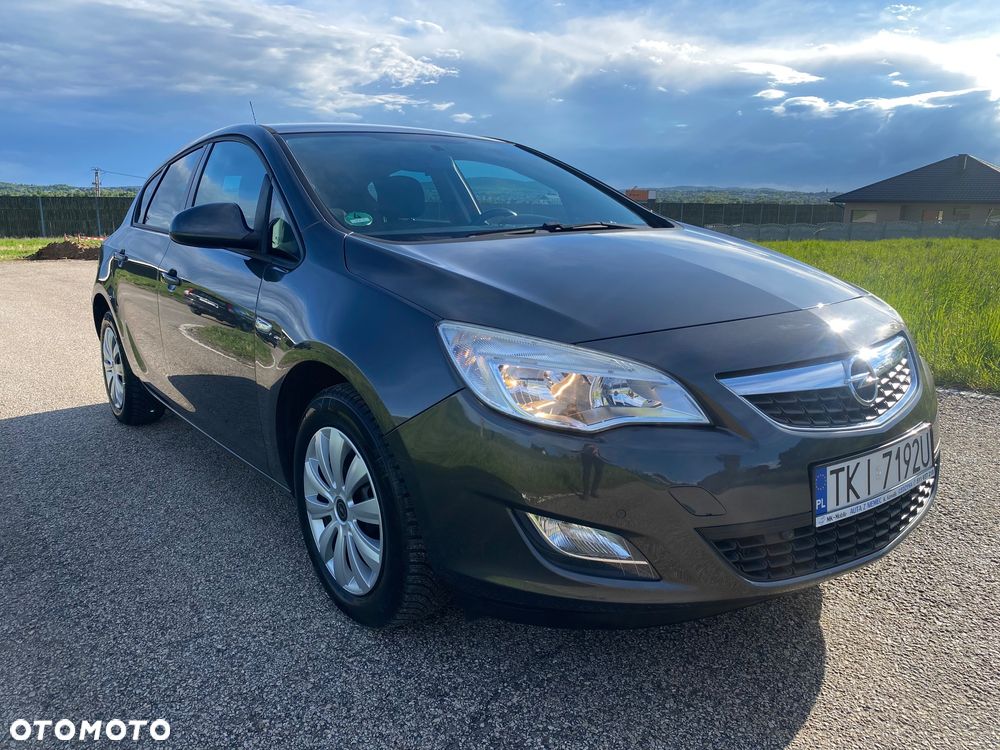 Opel Astra 1.4 Turbo Design Edition - 4