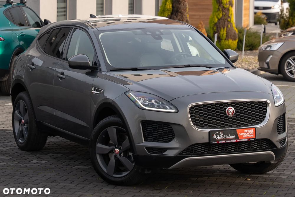 Jaguar E-Pace P200 AWD SE - 6