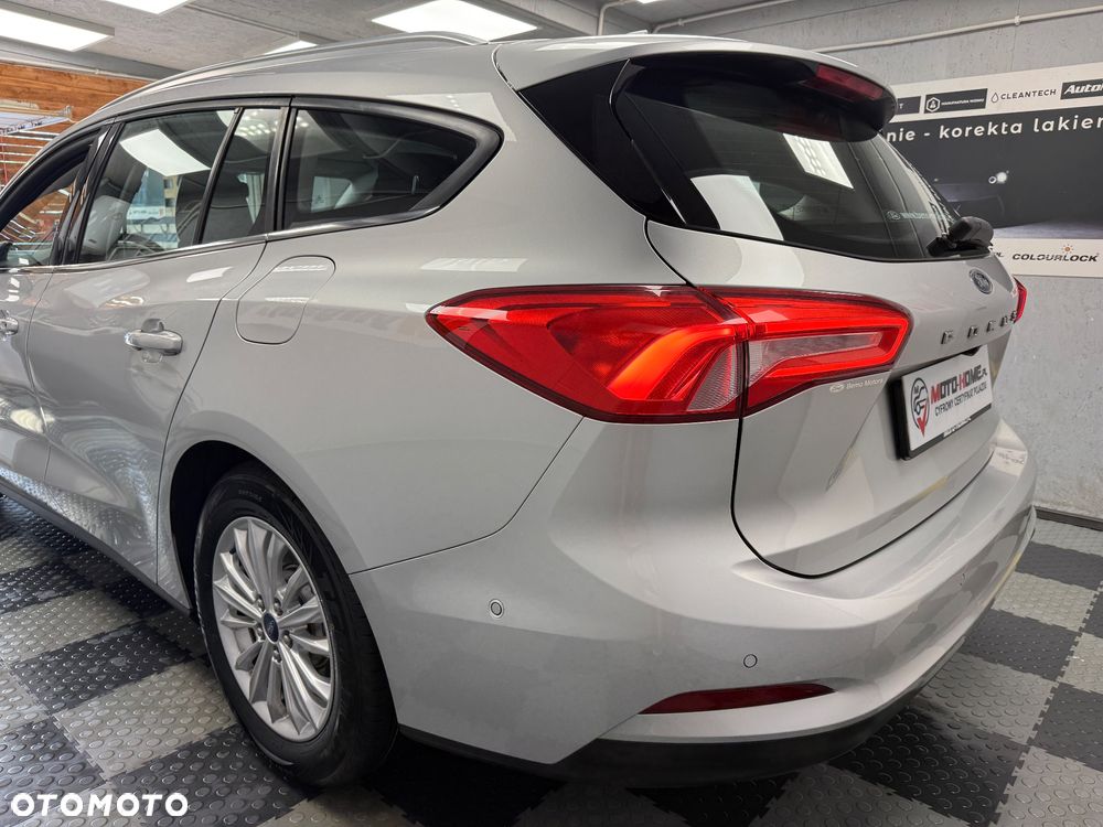 Ford Focus - 22