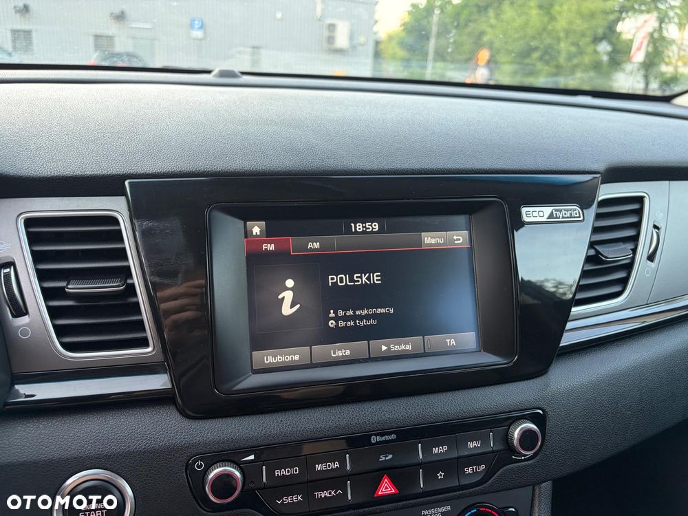 Kia Niro 1.6 GDI Hybrid L Business Line - 23
