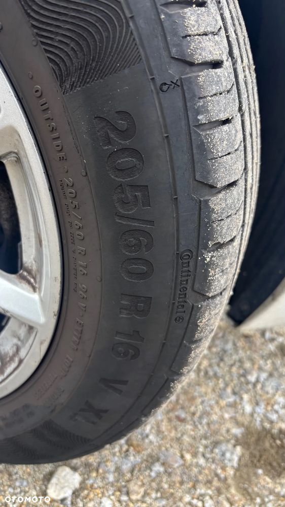 BMW Seria 2 216i GPF Sport Line - 28