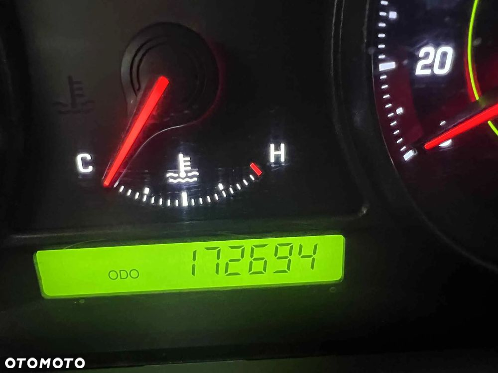 Chevrolet Captiva 2.4 2WD 5 Sitzer LS - 11