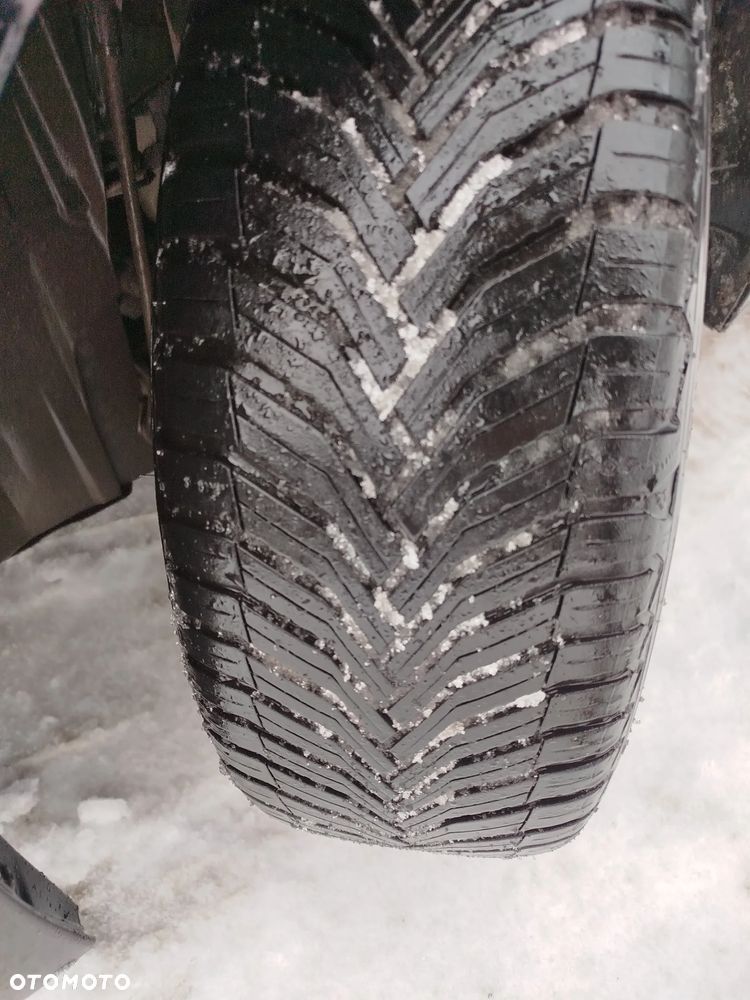 Peugeot 208 1.2 PureTech GPF Allure S&S - 6