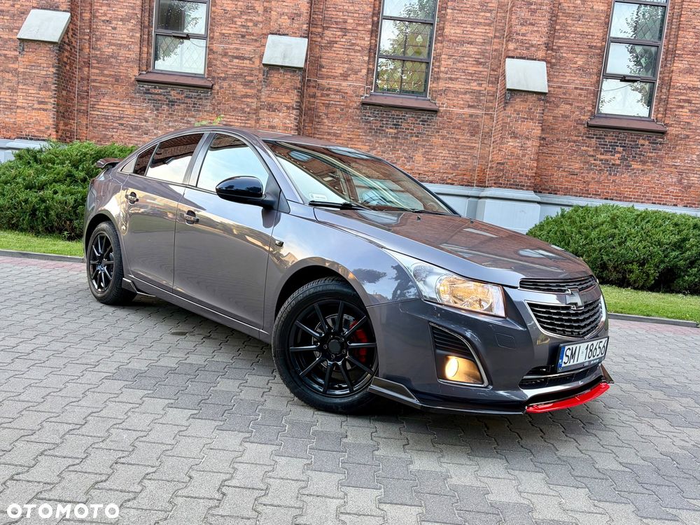 Chevrolet Cruze 1.8 LTZ - 29