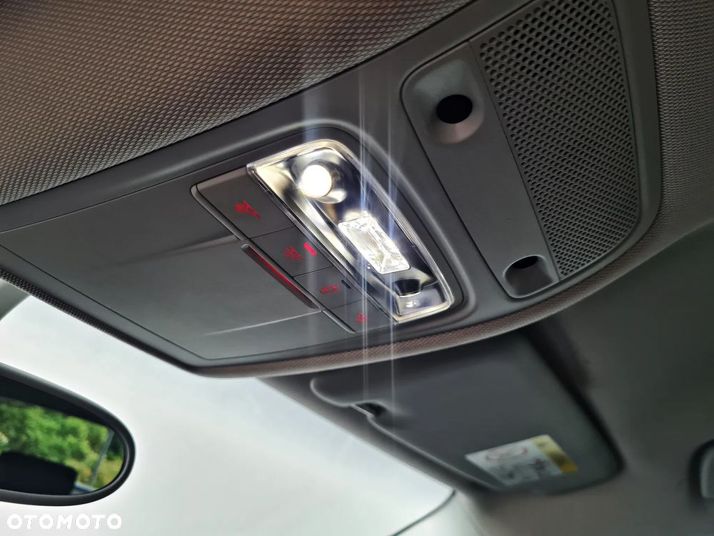 Audi A3 ver-2-0-tdi-clean-diesel-quattro-attraction - 29