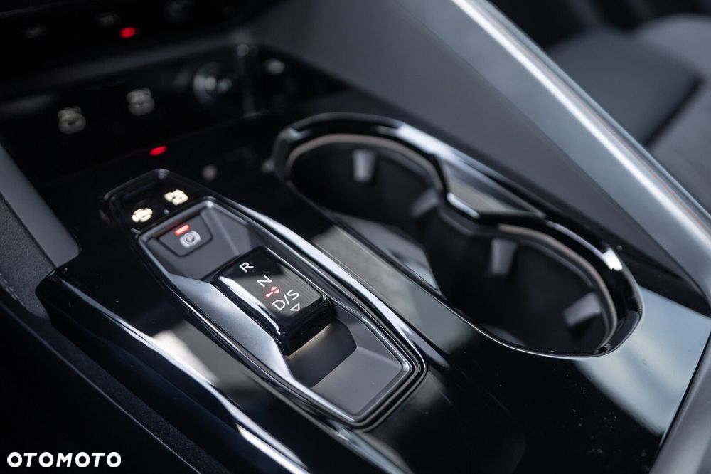 Audi Q5 Sportback - 24