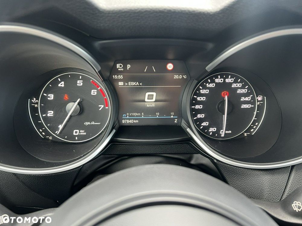 Alfa Romeo Stelvio - 15