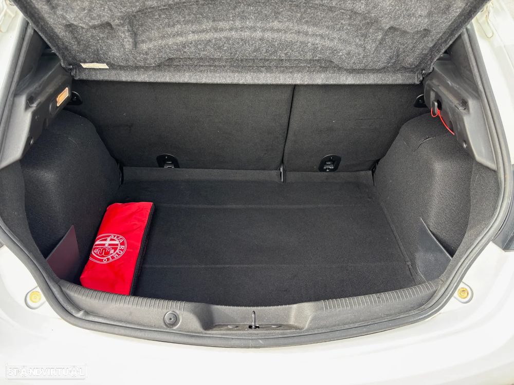 Alfa Romeo Giulietta 1.6 JTDM Super - 21