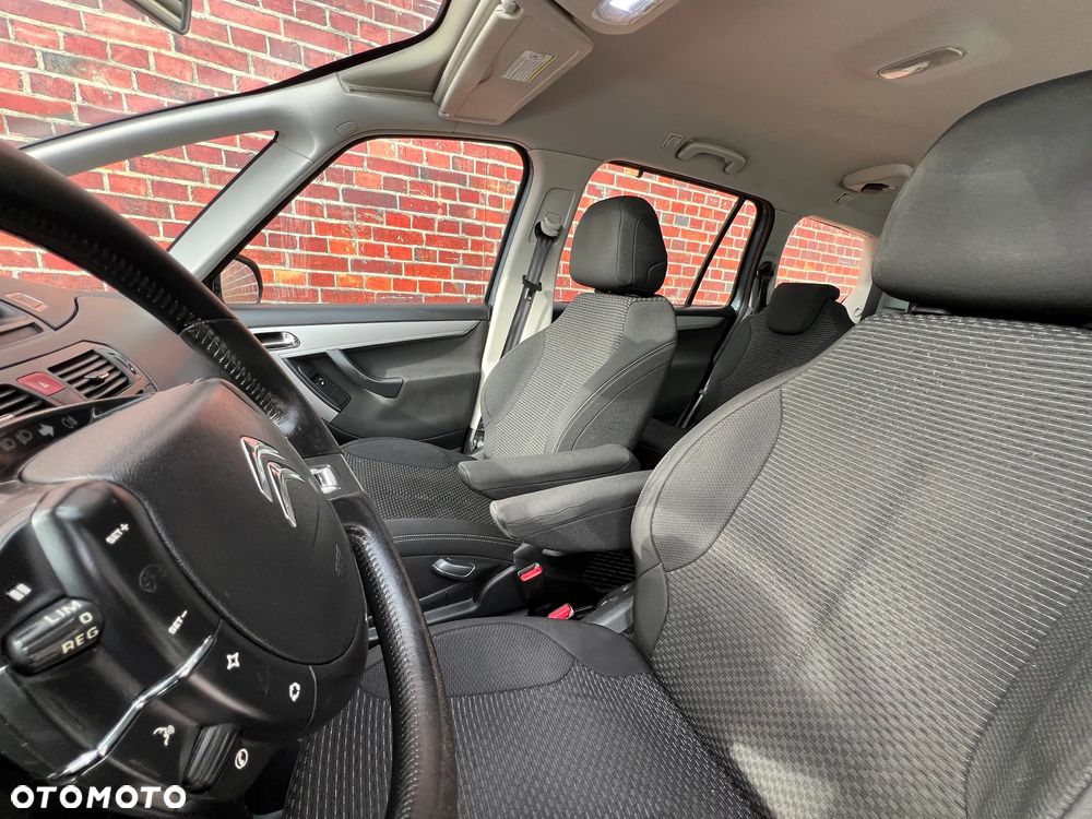 Citroën C4 Picasso - 13