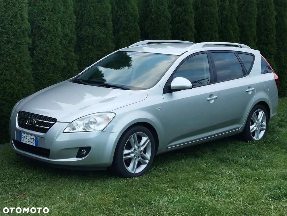 Kia Ceed 2.0 CRDi TX - 4