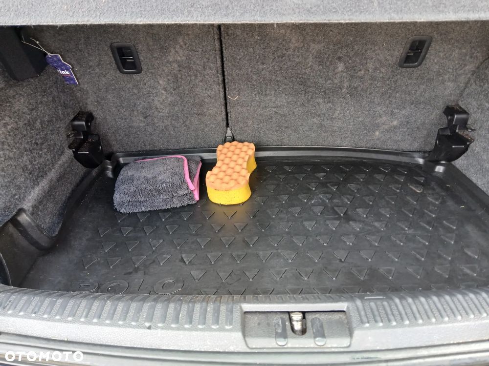 Volkswagen Polo 1.6 TDI DPF Highline DSG - 7