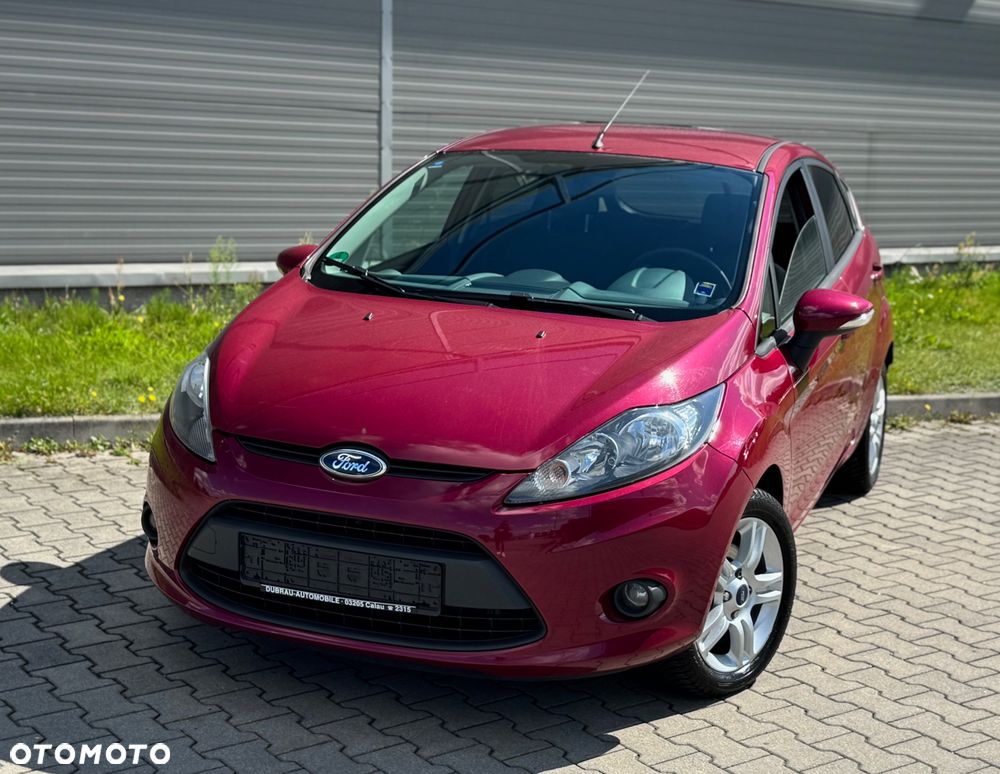 Ford Fiesta 1.25 Celebration - 1
