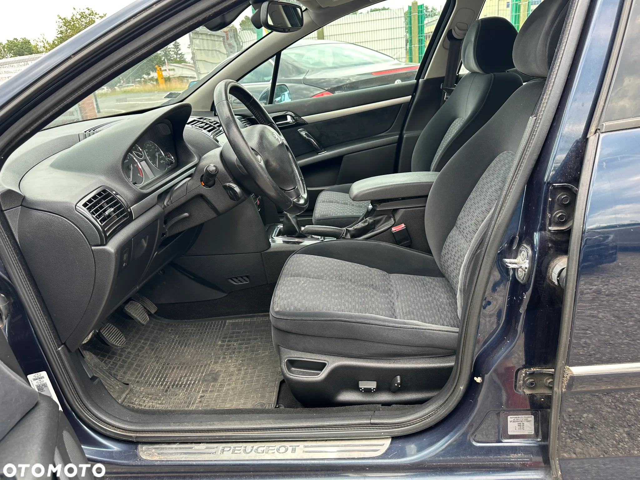 Peugeot 407 - 12