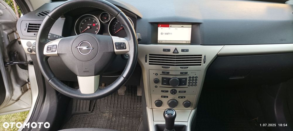 Opel Astra 1.6 Cosmo - 4