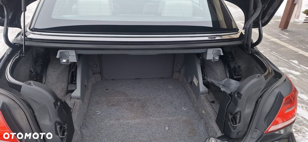 BMW Seria 3 325i - 14