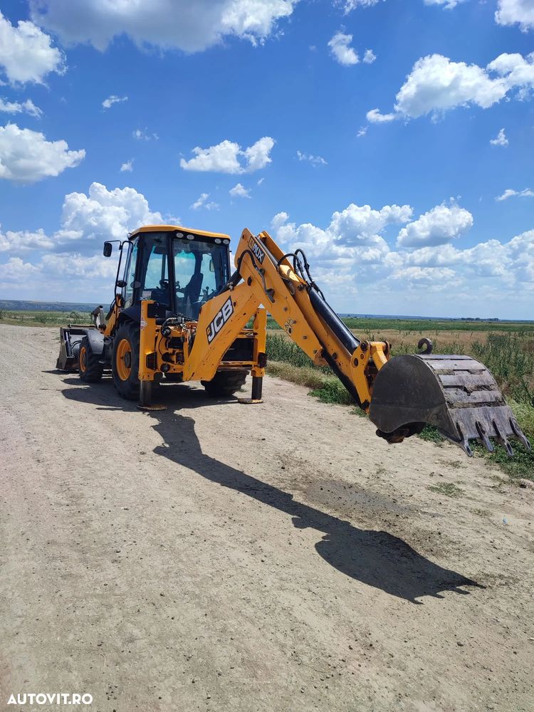 JCB 3CX 14MFWM - 11