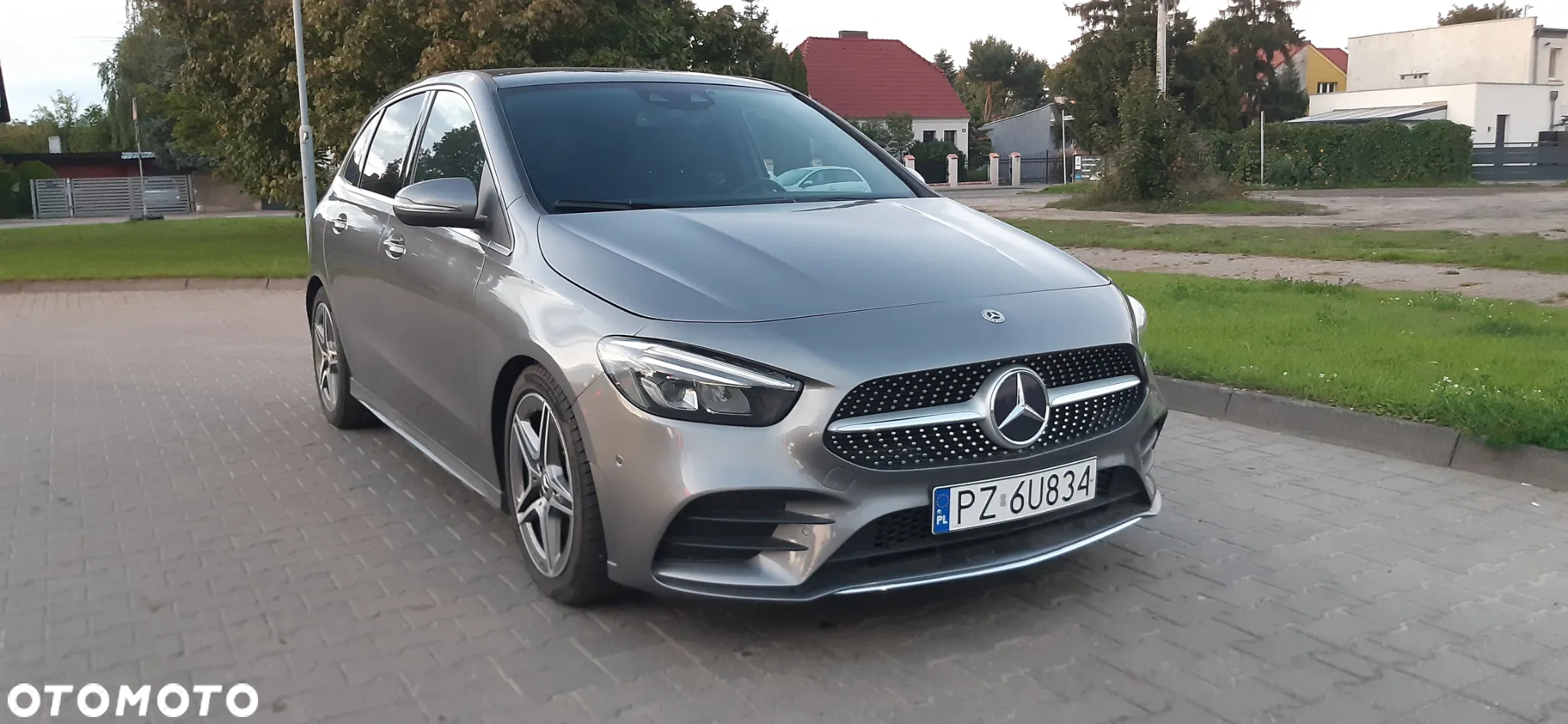 Mercedes-Benz Klasa B 180 7G-DCT AMG Line - 2