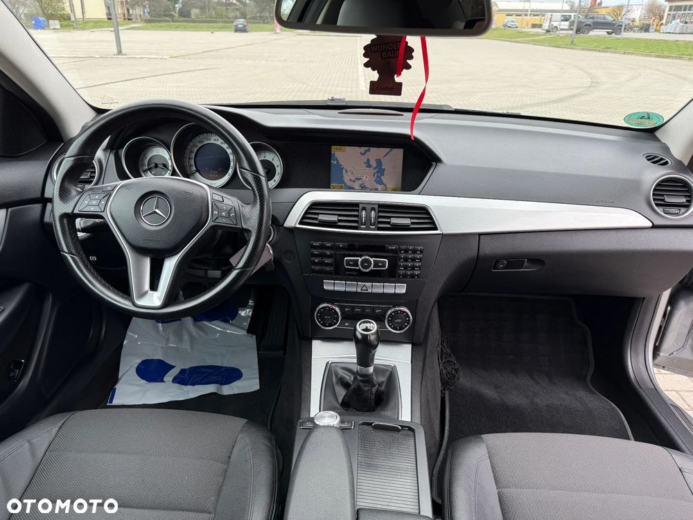 Mercedes-Benz Klasa C 180 BlueEFFICIENCY - 22