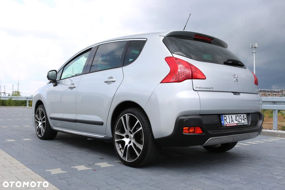 Peugeot 3008 HDi FAP 150 Premium - 8