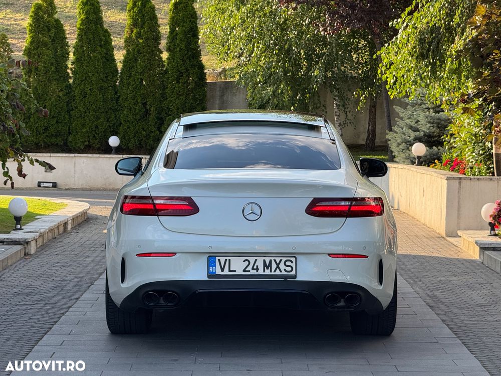 Mercedes-Benz E 220 d 4Matic 9G-TRONIC AMG Line - 4