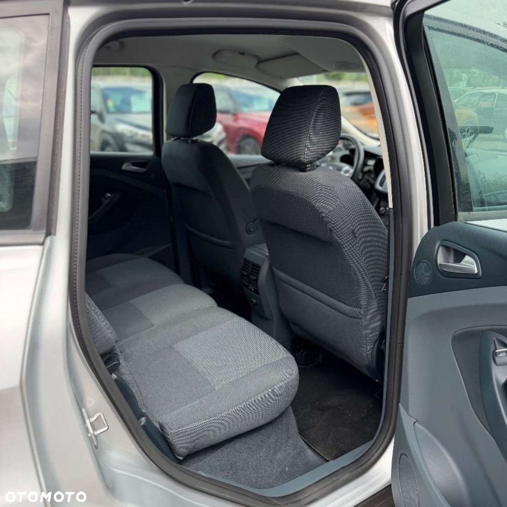 Ford C-MAX - 32