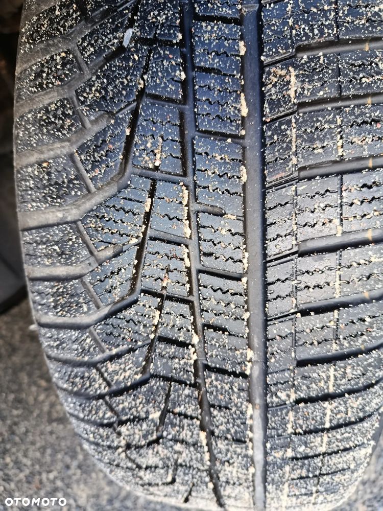 Hyundai i40 Kombi blue 1.6 Family+ - 40