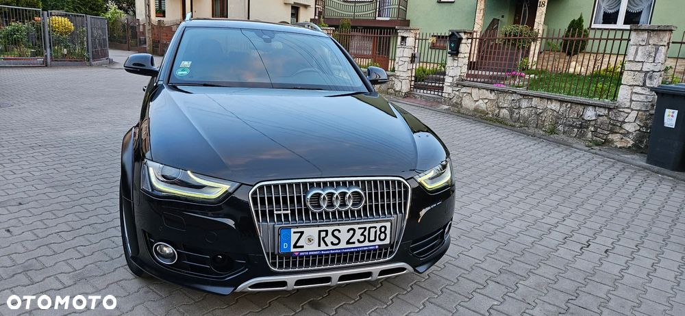 Audi A4 Allroad - 11